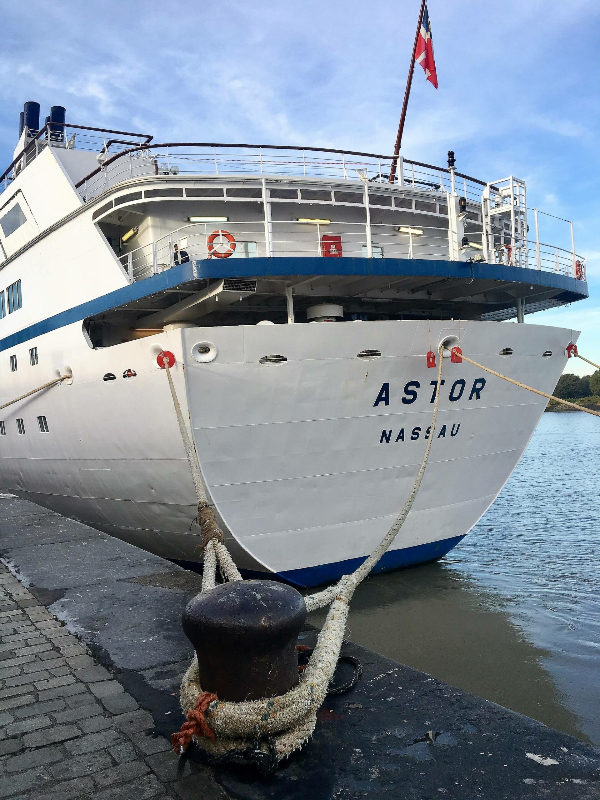 MS Astor