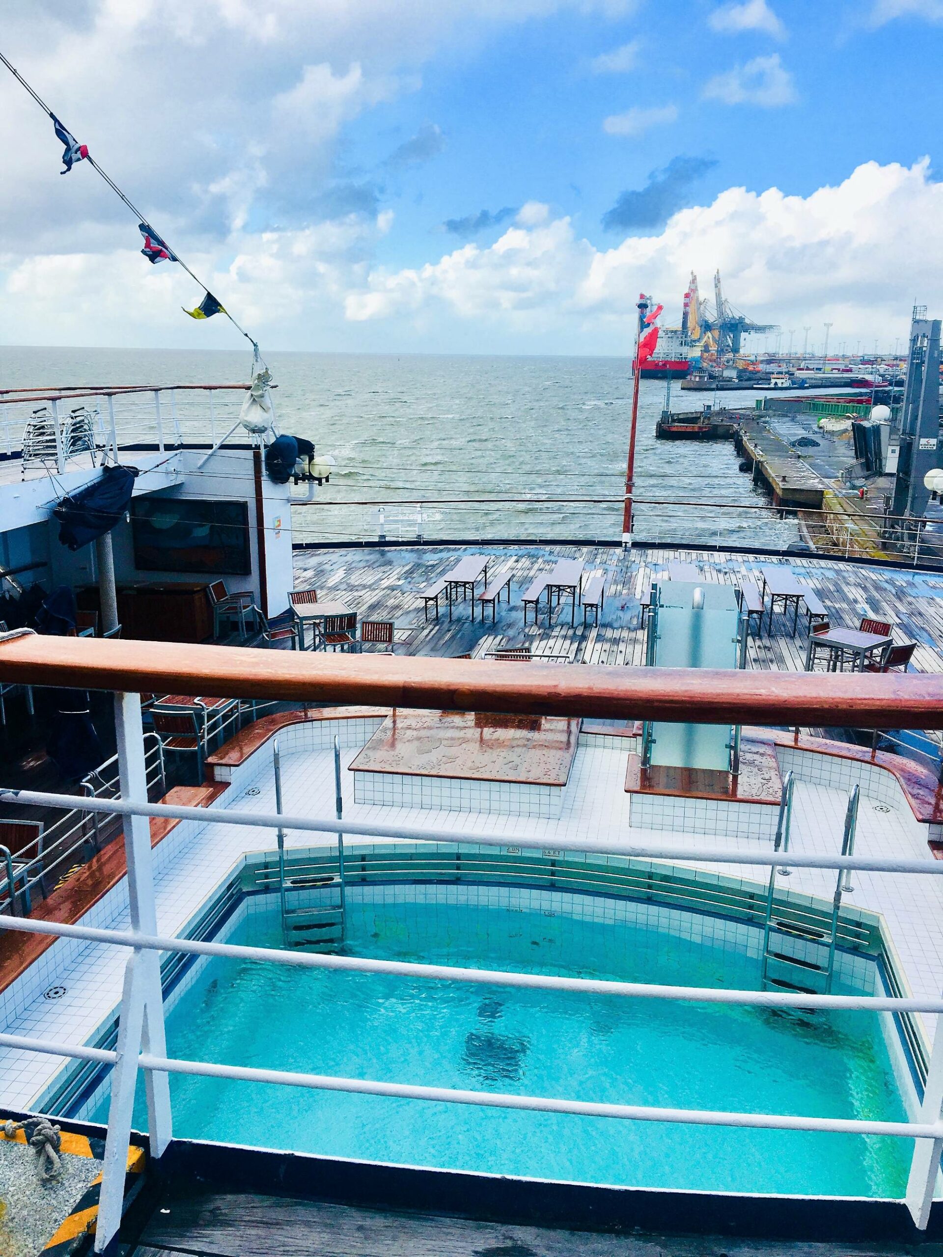 MS Astor